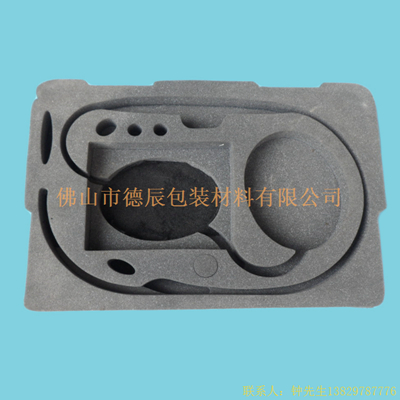 海綿內(nèi)托對各行各業(yè)產(chǎn)品起到絕緣、密封、防震、防塵、填充、隔音、固定，能夠保護包裝產(chǎn)品在運輸過程中安然無恙，起到保護產(chǎn)品的一個作用，同時可以美化產(chǎn)品，提升產(chǎn)品檔次。